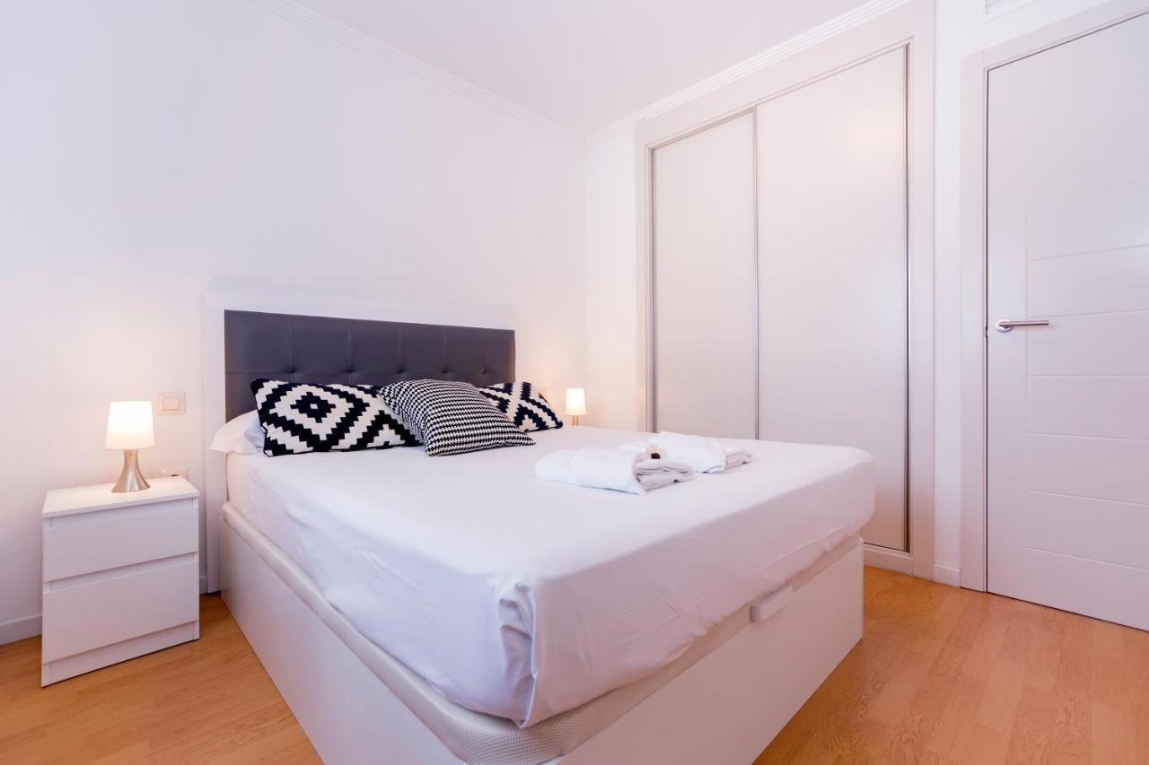 Livemalaga Ventura & Parking Apartment Exterior photo